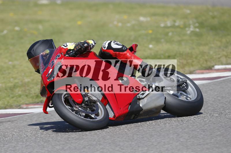 /10 20.04.2026  Pluess Moto Sport ADR/Freies Fahren/24